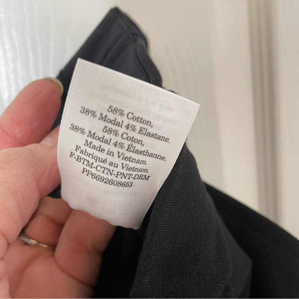 NEW WITH TAGS Everlane Black Dream Comfort Pant in Size Medium - Picture 5 of 9